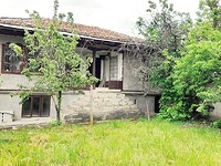 Old house for sale close to Varna