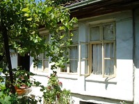 Old house for sale in the town of Lyaskovets